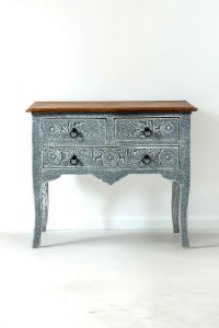 Regal 3 Drawer Console