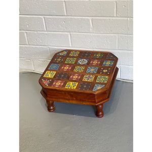 Honey Tapered Edge Tile Fitted Chowki